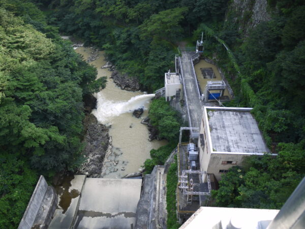 川口第二発電所(花山ダム)