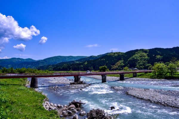 山形県立谷沢川