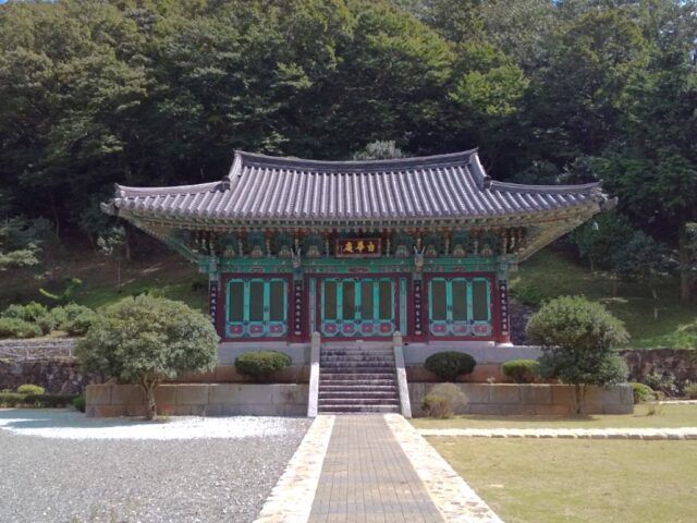 山寺韓国の山岳僧院群