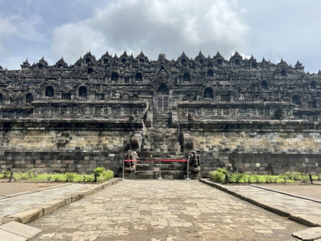 ボロブドゥールの仏教寺院群